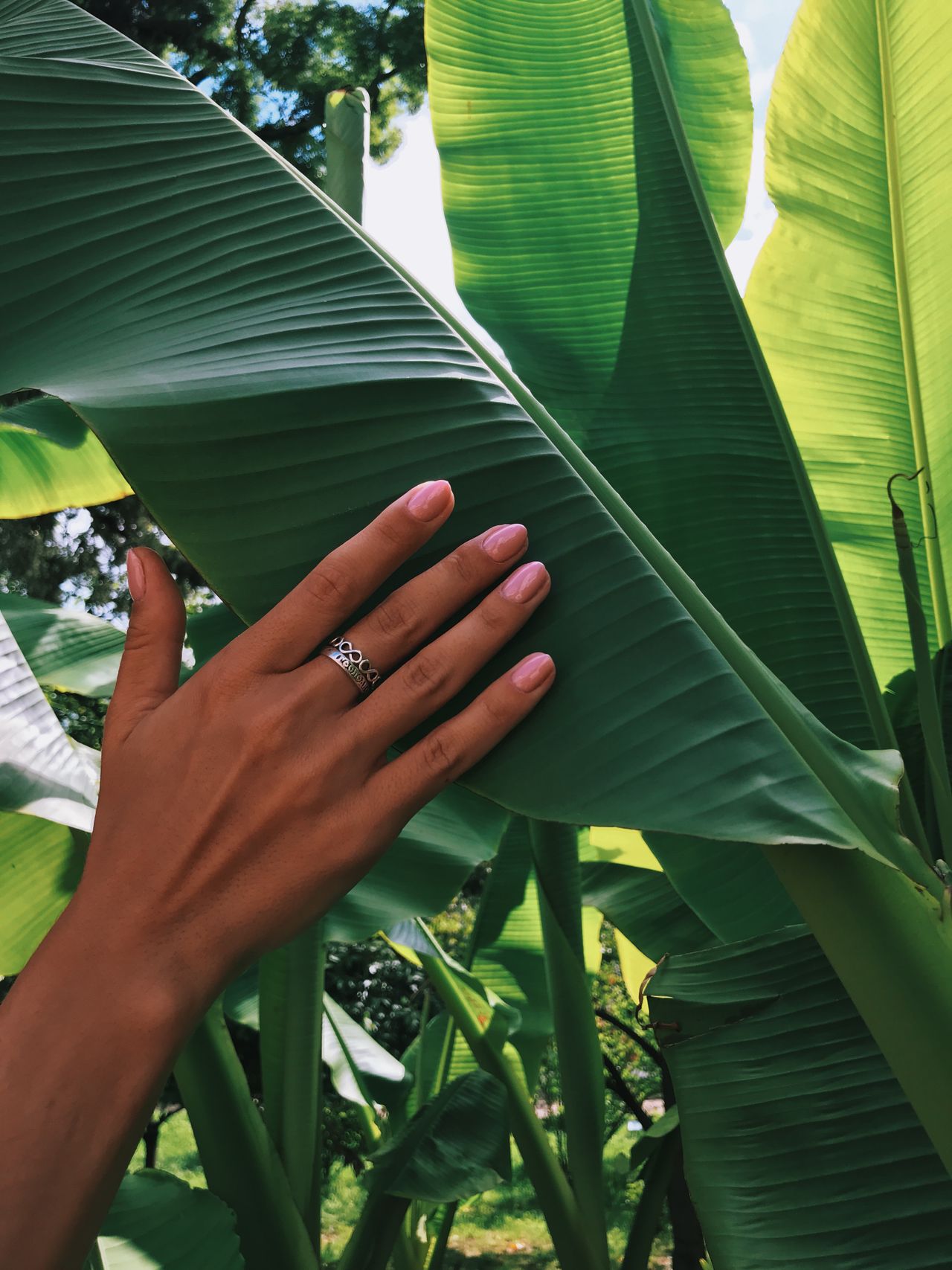 Astuces pour avoir des ongles beau et fort naturellement